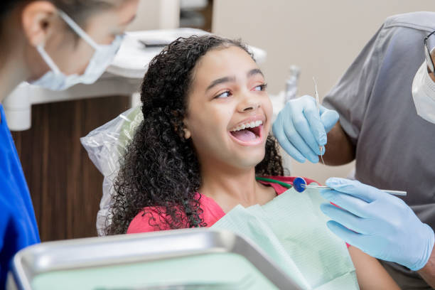 Best Emergency Wisdom Teeth Removal in Magalia, CA